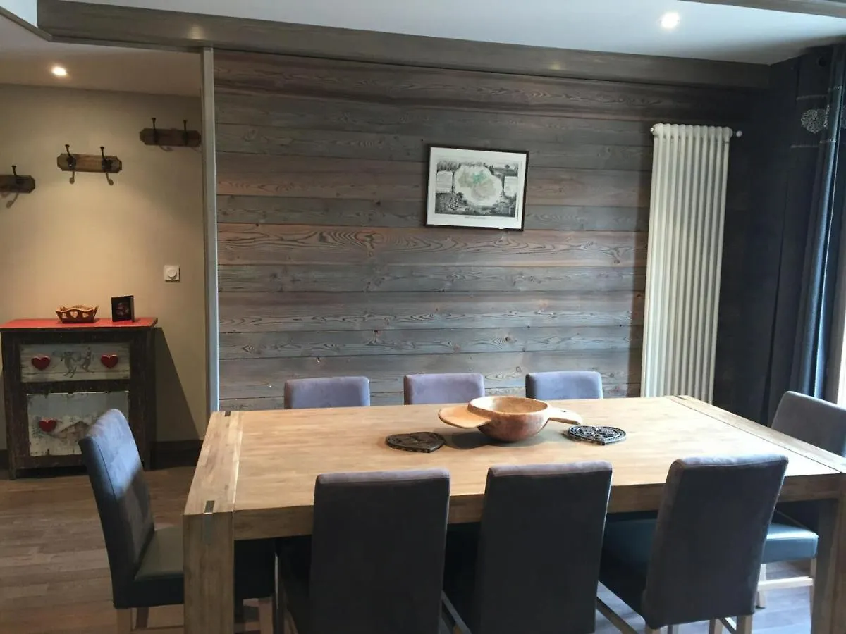 Appartement 4 Pieces, 8 Personnes, 4*, Expose Sud, Centre De Valloire, Proche Telecabine Et Commerces - Fr-1-263-214 0*, Valloire France